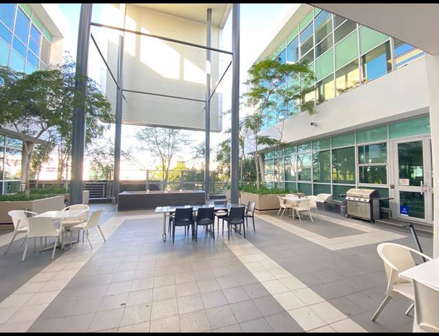 456M² OFFICE TO LET IN FOURWAYS